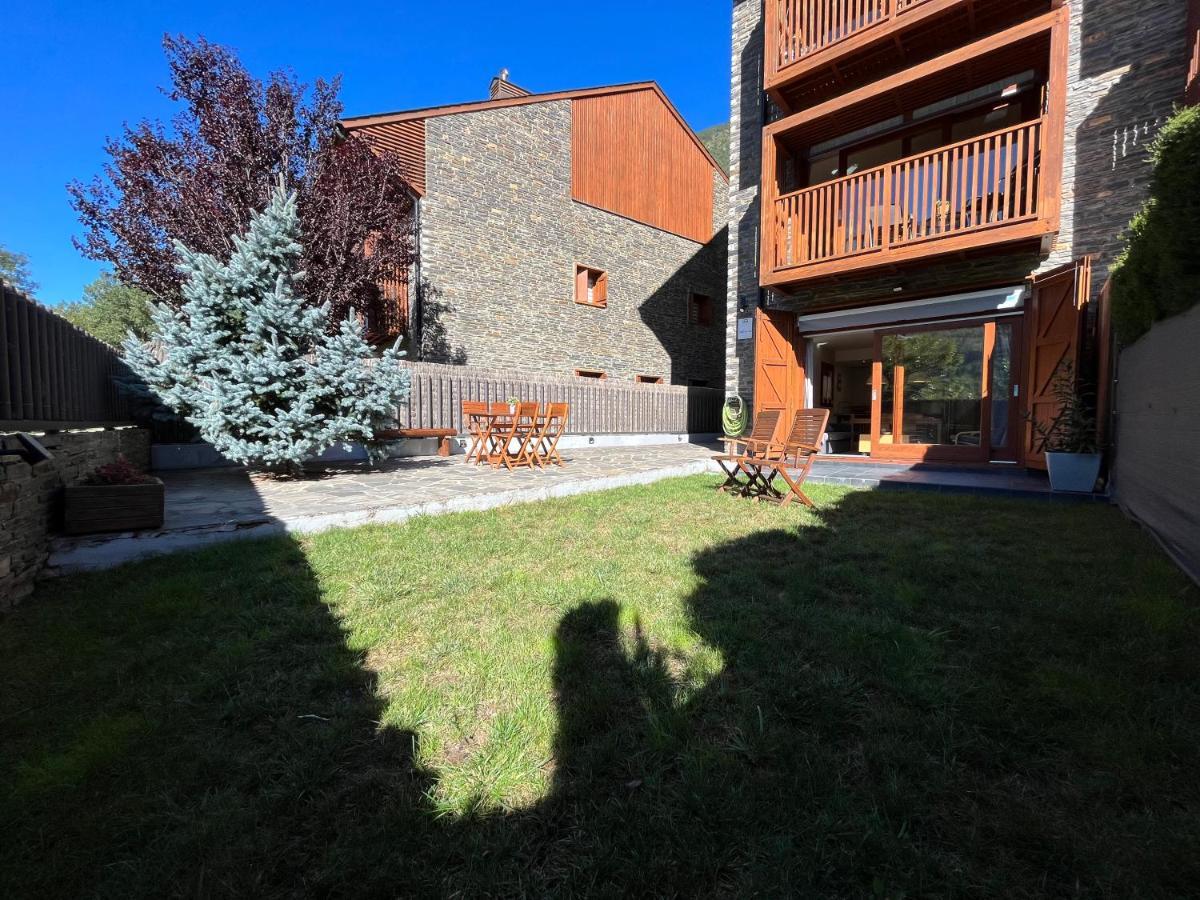 B49 - Bajo Con Jardin Peguera - Villmor Benasque